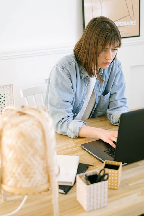 Free Woman Using Laptop Computer Stock Photo
